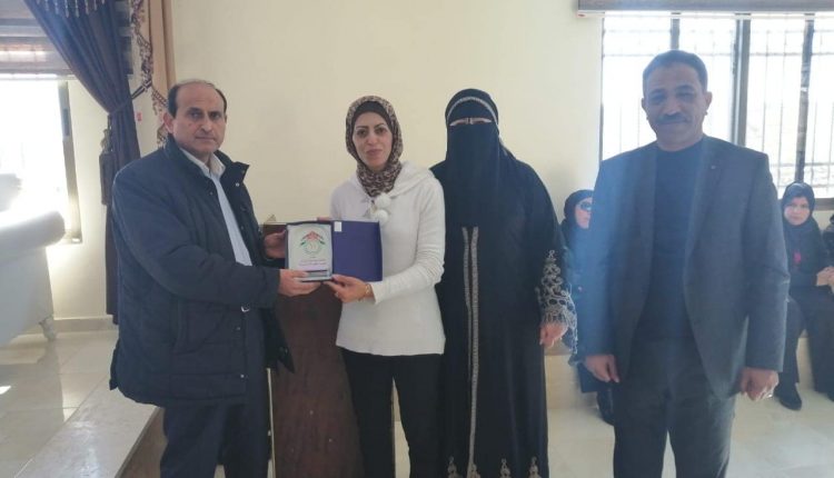 تكريم الفائزين بجائزة الملكة رانيا العبدالله للمعلم والمرشد التربوي للتميز بديوان نشميات الزبن