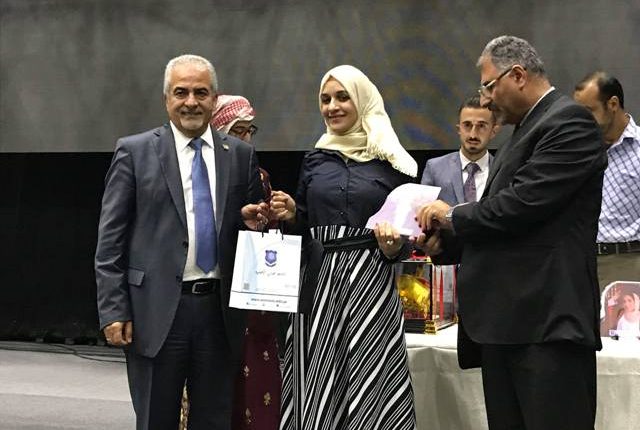  جامعة عمان الأهلية تكرم أوائل الثانوية العامة والمتفوقين في محافظة البلقاء وتمنح الحاصلين على معدل 90% فما فوق منحة 50%