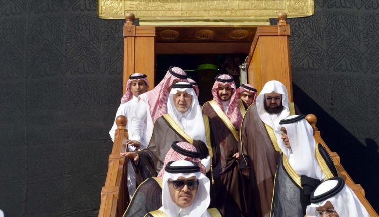 الشيخ السديس بعد غسيل الكعبة : خدمة الحرمين أولويات القيادة السعودية