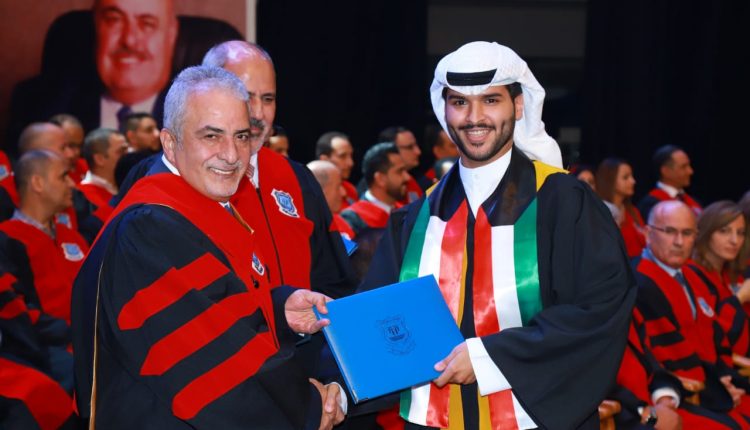جامعة عمان الأهلية تحتفل بتخريج طلبة الفصل الصيفي من الفوج السادس والعشرين 