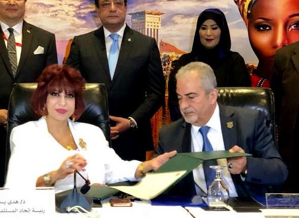 اتفاقية تعاون بين عمان الاهلية واتحاد المستثمرات العرب في القاهرة