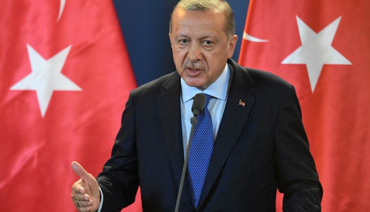 “تركيا في نفق مظلم” .. هكذا تحدث و”تحرك” حليف أردوغان