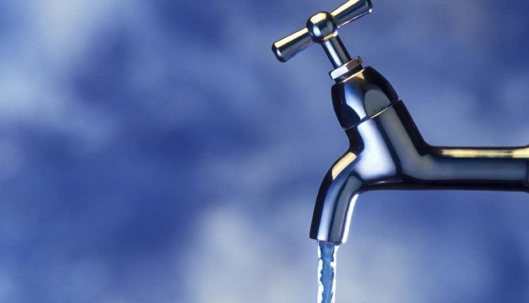 وزير المياه و الري يوعز بإعادة خدمة المياه لكل من تقل مبالغهم عن 300 دينار