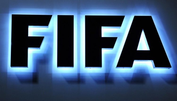 “فيفا” يدعم اتحاد الكرة بـ ٥٠٠ ألف دولار