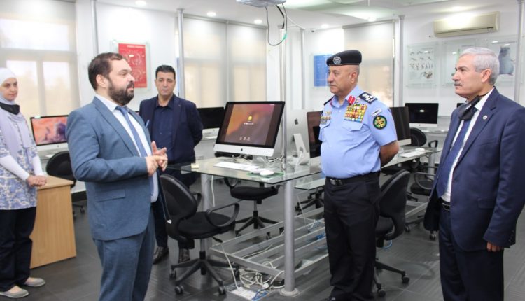 وفد من مديرية الأمن العام يزور جامعة الأميرة سمية للتكنولوجيا