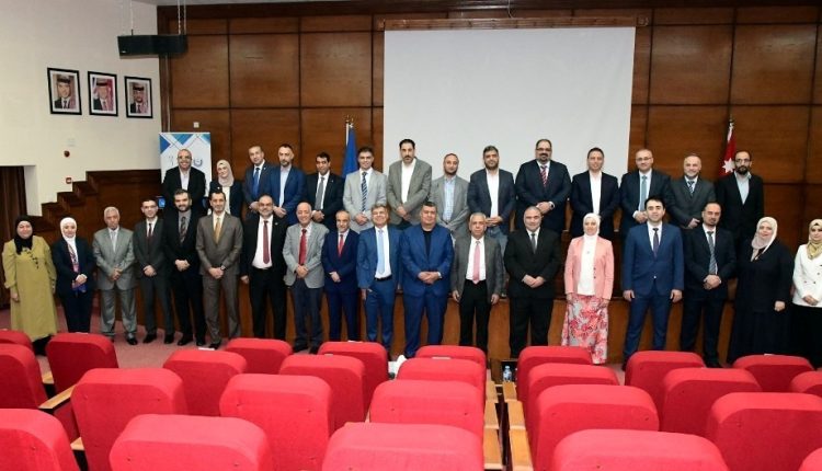 عمان الأهلية تشارك بالملتقى الثاني لعمداء البحث العلمي بجامعة العلوم والتكنولوجيا