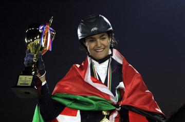 الفارسة هدى كيالي تخطف لقب الجائزة الكبرى باقتدارفي بطولة الدوري العربي للقفز عن الحواجز