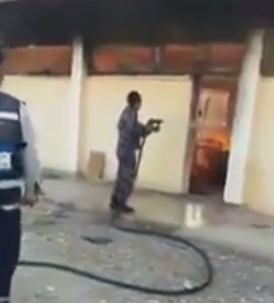 بالفيديو .. حريق كبير داخل مدرسة الشونه الجنوبية الأساسية للبنين