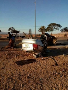بالصور .. وفاة شخص بحادث تدهور مروع شطر المركبة الى قسمين في عمان