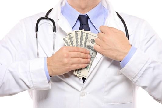نقابة الاطباء الاردنية ترفع اجور اطباء القطاع الخاص
