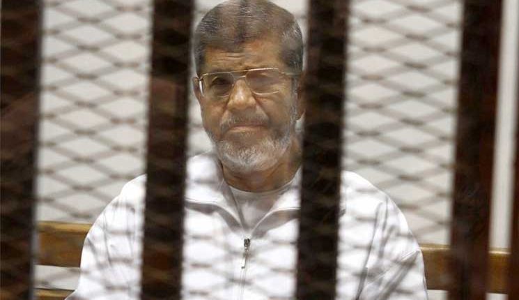 ﻿أسرة مرسي: الرئيس السابق في اعتقال انفرادي ودون زيارات منذ 6 سنوات