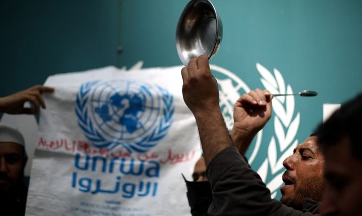 ترامب يلغي الدعم الامريكي للأونروا