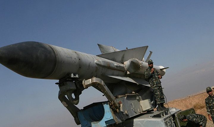 روسيا: طائرتنا أسقطت بصاروخ سوري بالخطأ أثناء تصديه لغارة إسرائيلية