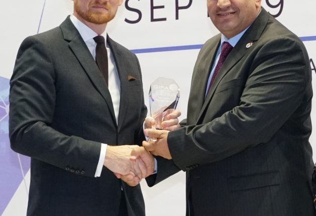 موسى شحادة مدير عام البنك الإسلامي الأردني يفوز بجائزة شخصية العام 2018 في التمويل الإسلامي العالمية
