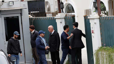 عاجل : المحققون الأتراك يستمرون بتفتيش مقر إقامة القنصل السعودي في اسطنبول