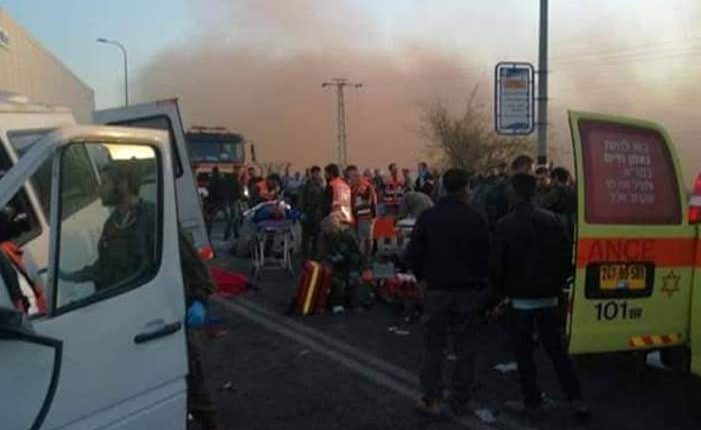 وفاة 6 عمال فلسطينيين بحادث مروع على طريق 90 قرب اريحا