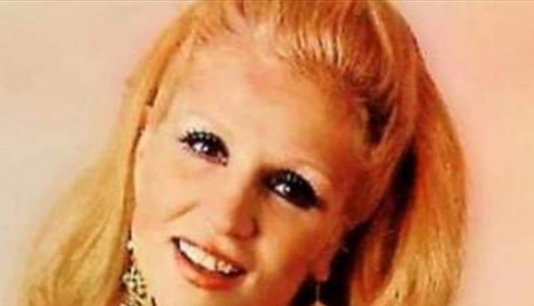صور نادرة .. صباح في جلسة تصوير مع زوجها الإعلامي الشهير