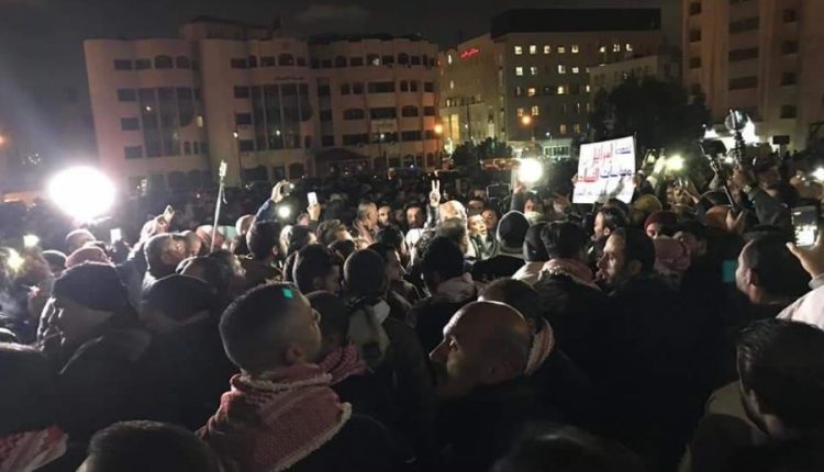 الامن يوجه تحذيرات للمتظاهرين بعدم الخروج إلى الشارع