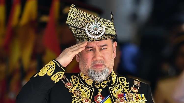 تنحي السلطان الماليزي محمد الخامس عن العرش