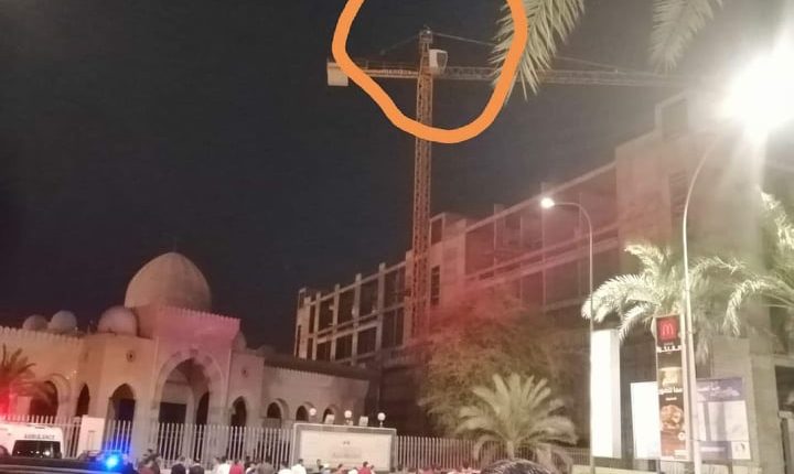 عاجل :بالفيديو والصور…شابان يهددان بالانتحار من اعلى بناية في العقبة