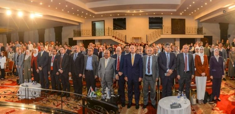 طلبة الجامعات ينظمون مؤتمرا للصيادلة برعاية ودعم “فارمسي ون
