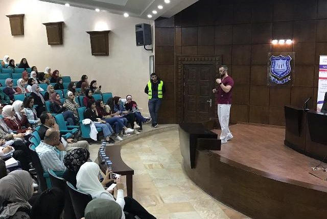 نادي الصحة العامة بجامعة عمان الأهلية يستضيف محاضرة طبية تثقيفية