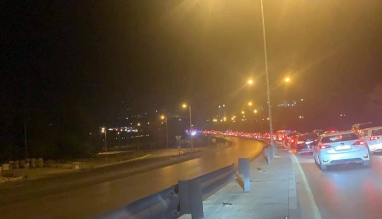 بالفيديو والصور…وفاة ثلاثة اشخاص وإصابة أثنين آخرين اثر حادث تصادم في العاصمة عمان