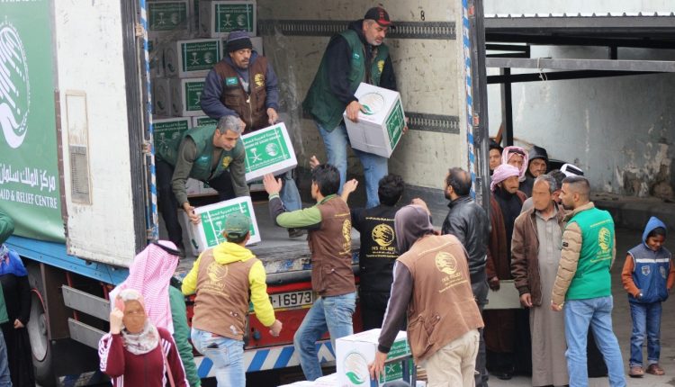 مركز الملك سلمان للإغاثة يدشن مشروع توزيع السلال الغذائية على السوريين في الأردن