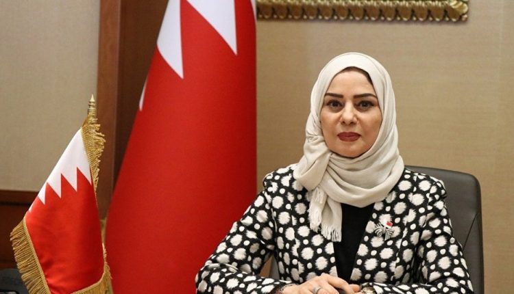 رئيسة وفد البحرين البرلماني في زيارة الى حي الصويفية