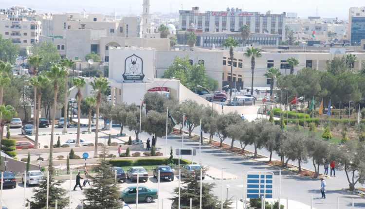 الامن : ضبط 3 اشخاص إخترقوا محتوى وصور”محاضرة عن بعد” لجامعة اليرموك