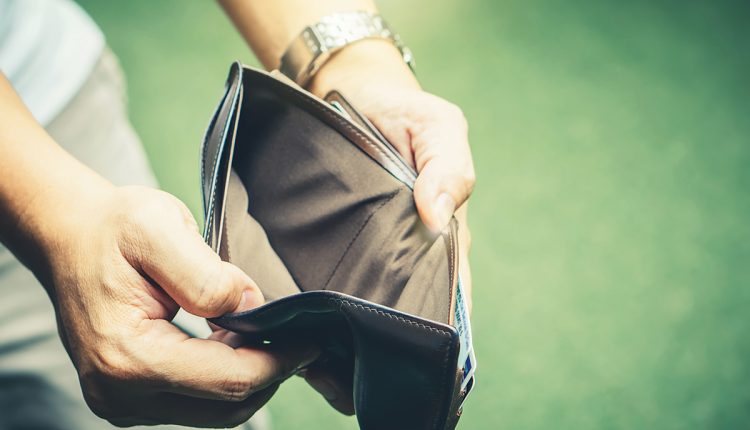 استطلاع: %78 من الأردنيين لا تكفي مدّخراتهم أسبوعين