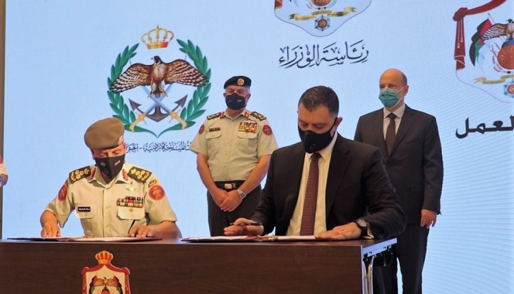 تفاصيل خدمة العلم بالأردن.. مدتها 12 شهراًً ويتقاضى المكلف 100 دينار شهرياً ولفئات عمرية محددة