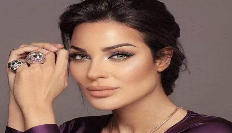 فيديو  يكشف المهنة التي أحبتها نادين نسيب نجيم قبل التمثيل