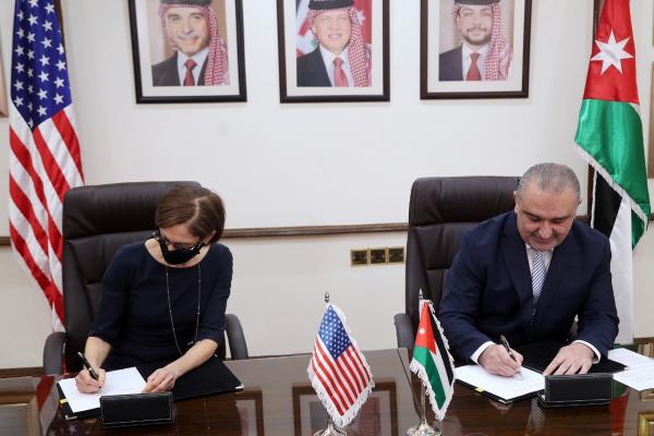 597 مليون دولار منح أمريكية للأردن لدعم الموازنة والتعافي الاقتصادي