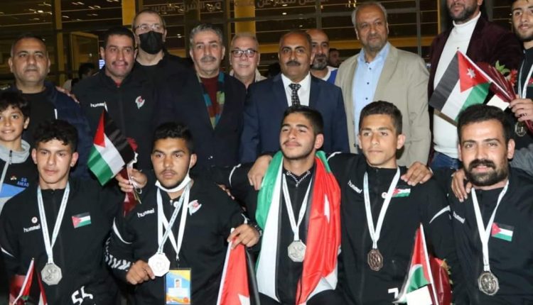 المنتخب الوطني للناشئين بكرة اليد الشاطئية يتاهل لبطولة العالم