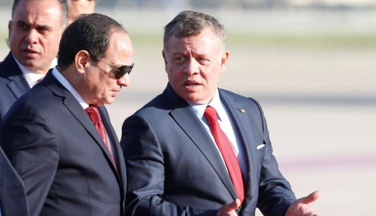 الملك للسيسي: نقف مع مصر في مواجهة كل ما يهدد أمنها واستقرارها