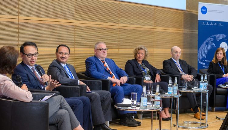الجامعة الألمانية الأردنية تشارك في مؤتمر التعليم عبر الوطني ألمانيا – برلين