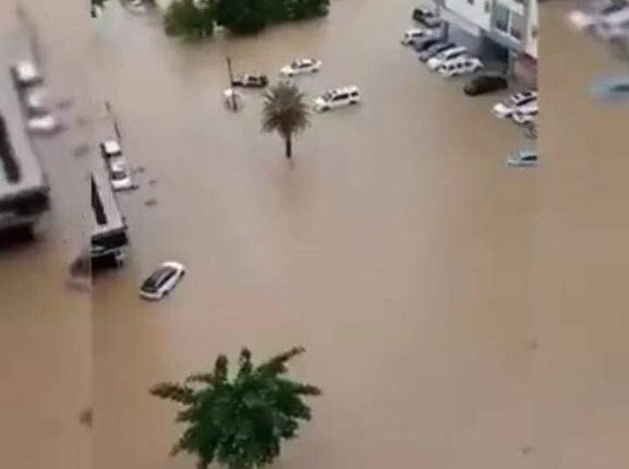 الداخلية الإماراتية: العثور على 6 وفيات جراء السيول