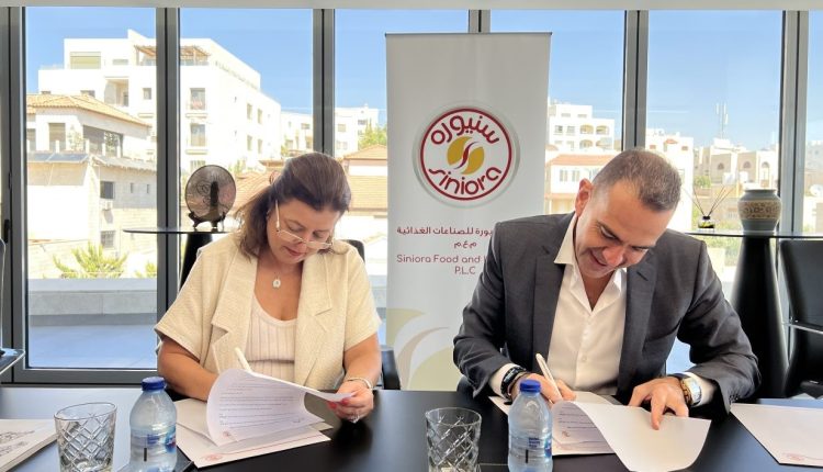 شركة سنيورة للصناعات الغذائية أول راعي مؤسسي استراتيجي لجمعية “المنح الدراسية للنساء الأردنيات-JEWELS”