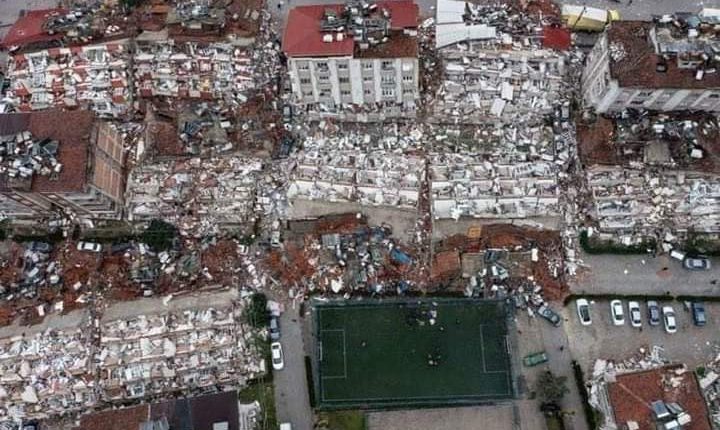 حصيلة ضحايا الزلزال نحو 44 ألفا.. وعمليات الإنقاذ تتراجع