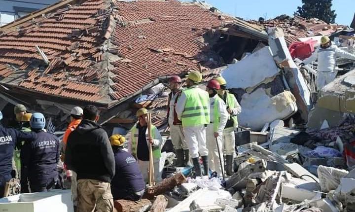 ارتفاع عدد ضحايا زلزال سوريا وتركيا لـ 22 ألف شخص