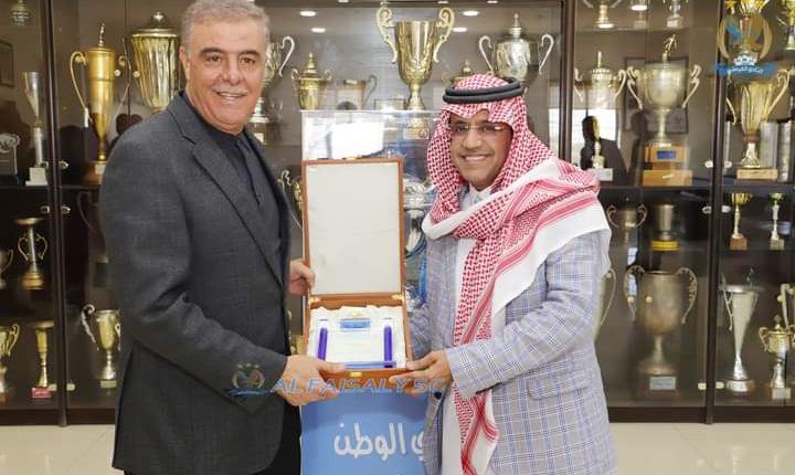 الحديد.. يستقبل أعضاء مجلس إدارة النادي الصحفي السعودي ماجد المالكي.