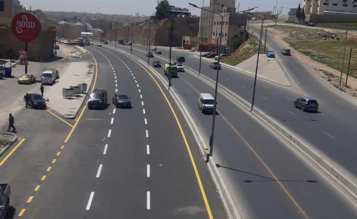 تحويلات مرورية جديدة لمشروع الباص السريع بين عمان والزرقاء