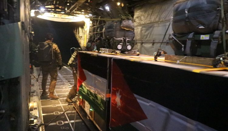 الانزال الثاني عشر للقوات المسلحة الأردنية على قطاع غزة