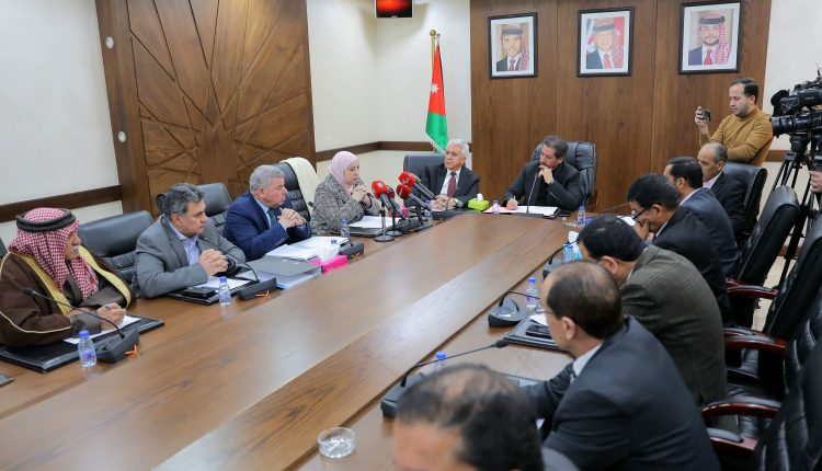 “قانونية النواب” تبحث شمول ضباط مُتقاعدين عسكريين بإعفاء جُمركي