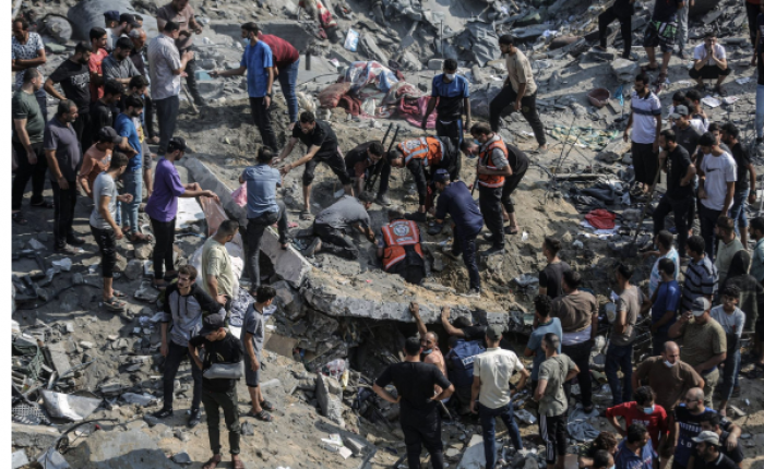 وزارة الصحة بغزة:  ارتفاع ضحايا العدوان الإسرائيلي 31 ألف و490 شهيدا بغزة