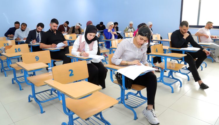 بمشاركة ما يزيد على 1700 محام متدرب جامعة البترا تستضيف الامتحان التحريري للمحامين المتدربين