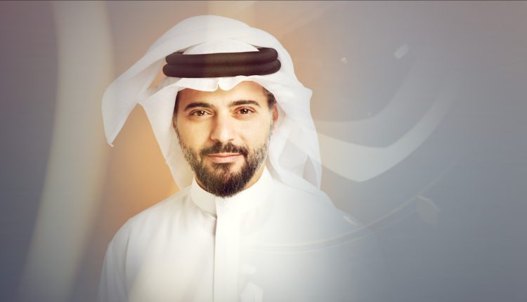 دحيّة الفنان سعود أبو سلطان ” الثوب الأبيض ” يملؤها الغزل والتغنّي بالجمال