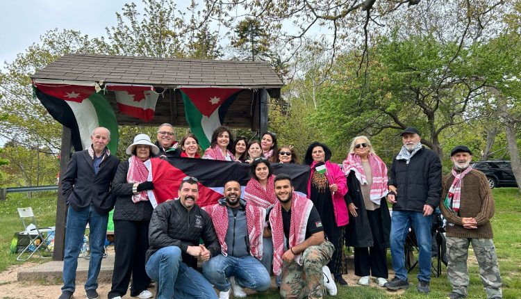 بالصور.ملتقى النشامى الأردنية في كندا تحتفل  بعيد الاستقلال
