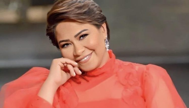 الفنانة شيرين توجه رسالة للجمهور… وطبيبها يكشف حالتها الصحية